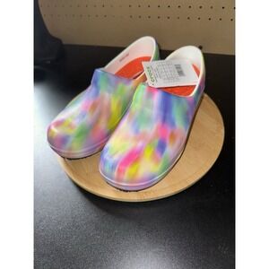 Crocs Shoes Womens 7 Work Neria Pro II Graphic Paint Brushed Blur‎ Tie Dye Clogs
